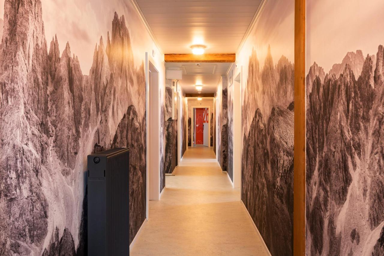 Peanut Mountain Lodge & Le Communal Val dʼIlliez Eksteriør bilde