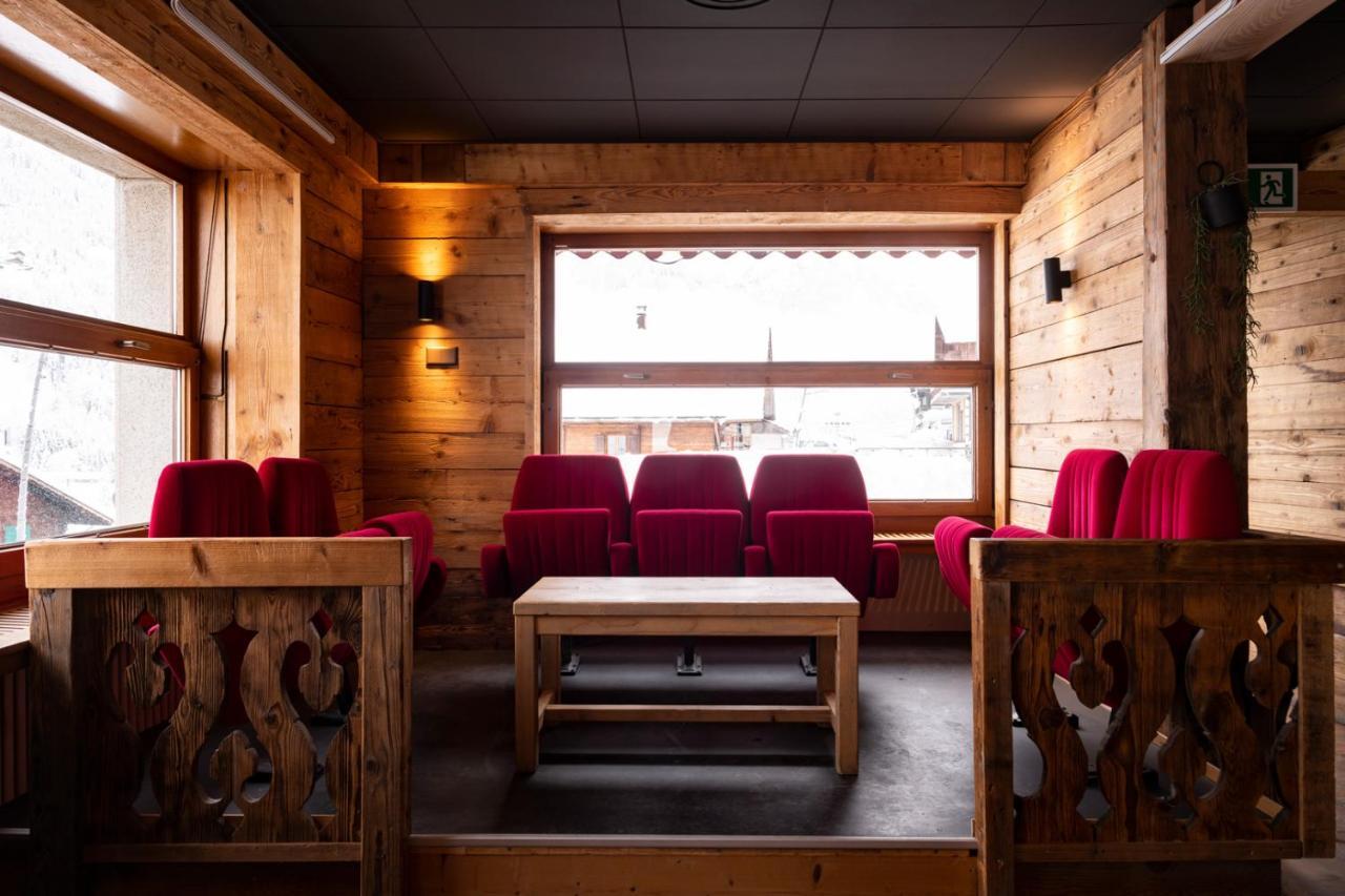 Peanut Mountain Lodge & Le Communal Val dʼIlliez Eksteriør bilde